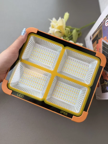 چراغ خورشیدی ۲۸۸ LED با چهار باتری و استاندارد IP66، تصویر 5
