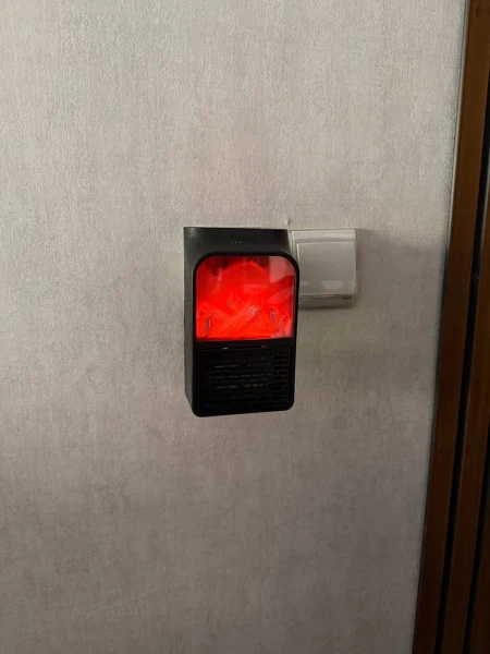 هیتر پریزی Flame Heater طرح شومینه، ۱۰۰۰ وات با ریموت، تصویر 2