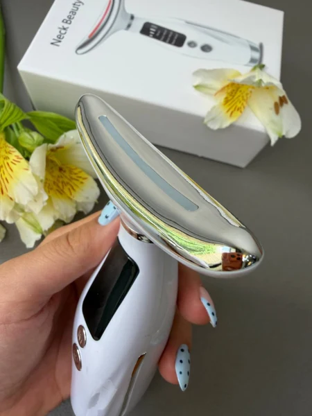 ماساژور صورت و زیر چانه با نور هفت‌رنگ، تصویر 5