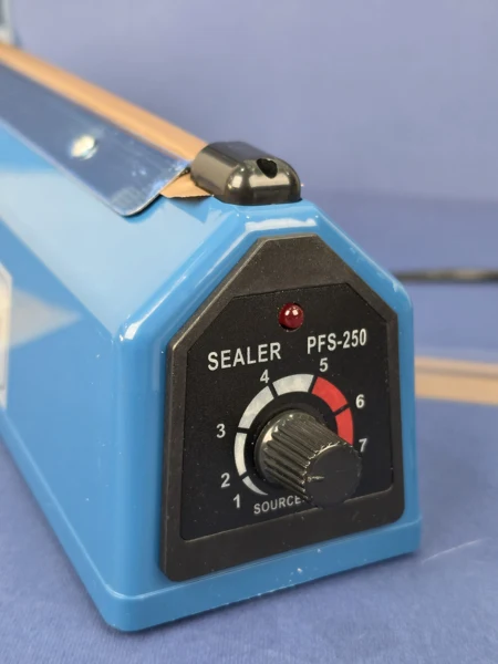 دستگاه دوخت پلاستیک رومیزی PFS-250 با پرس ۲۵ سانتی‌متری، تصویر 5