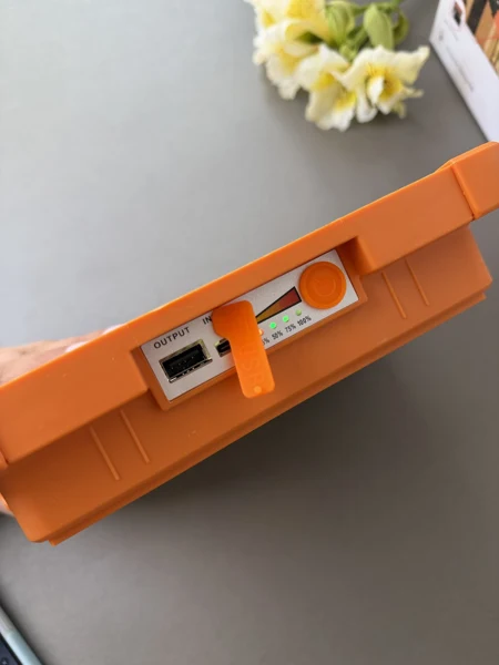 چراغ خورشیدی ۲۸۸ LED با چهار باتری و استاندارد IP66، تصویر 3